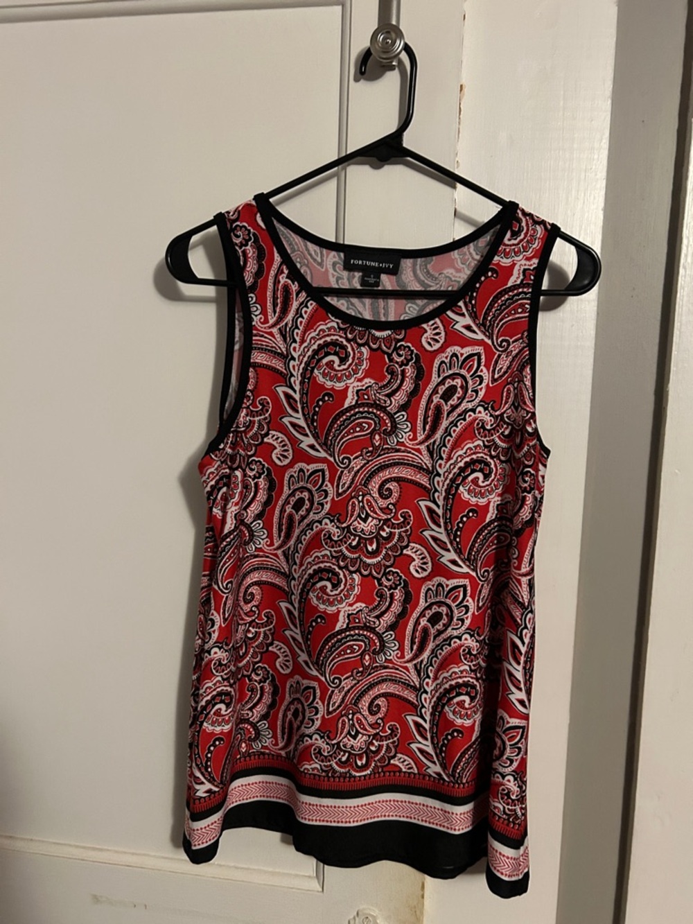 LOFT Red Paisley Sleeveless Tank with Black Trim
